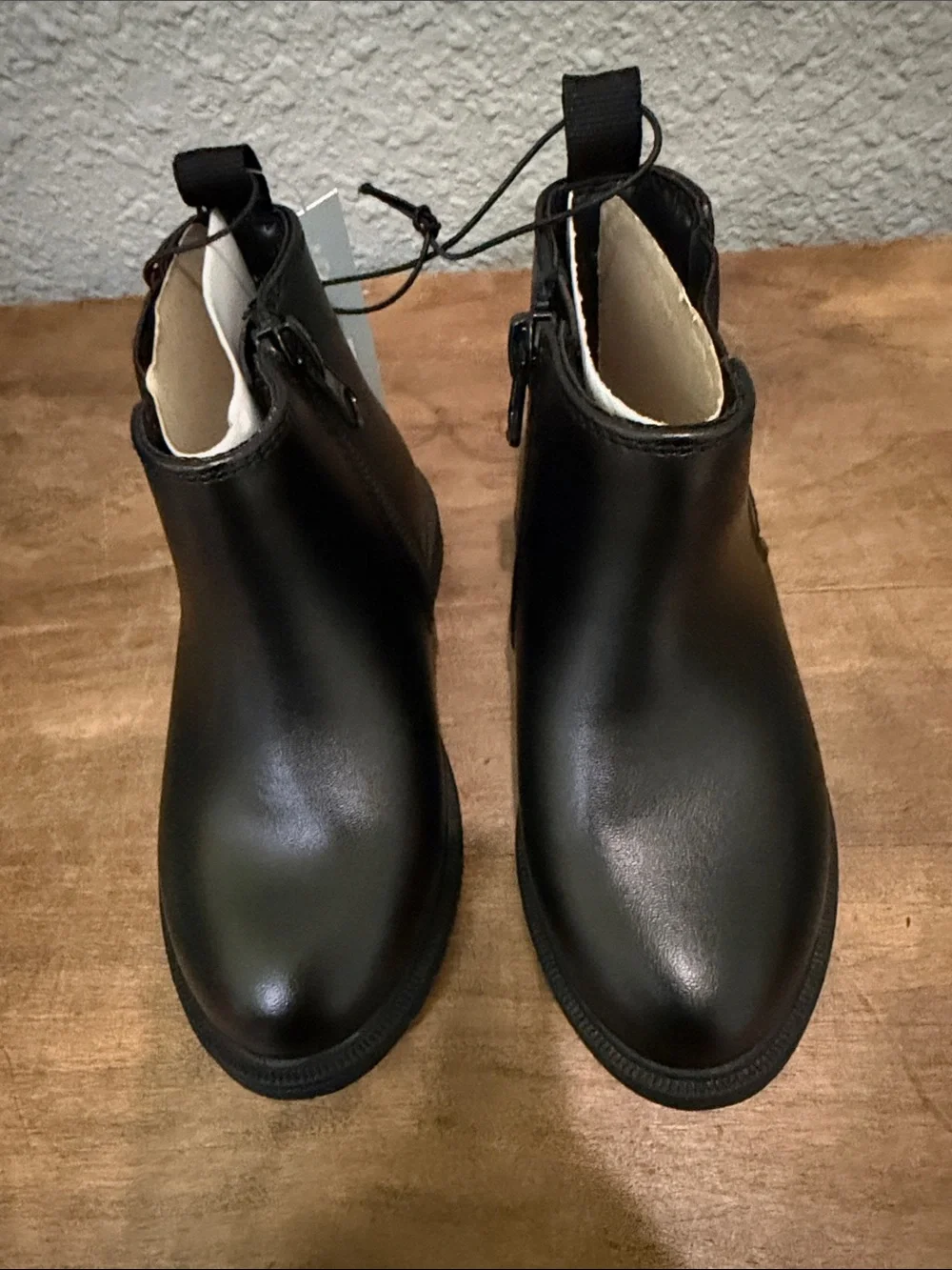 Cat & Jack classic black